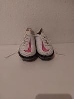 Nike phantom gt voetbalschoenen maat 42, Sport en Fitness, Voetbal, Ophalen of Verzenden, Gebruikt, Schoenen