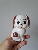 Zittende hond van porselein spaarpot 8x6x12cm, Verzamelen, Spaarpotten, Ophalen of Verzenden, Zo goed als nieuw, Steen, Aardewerk of Keramiek