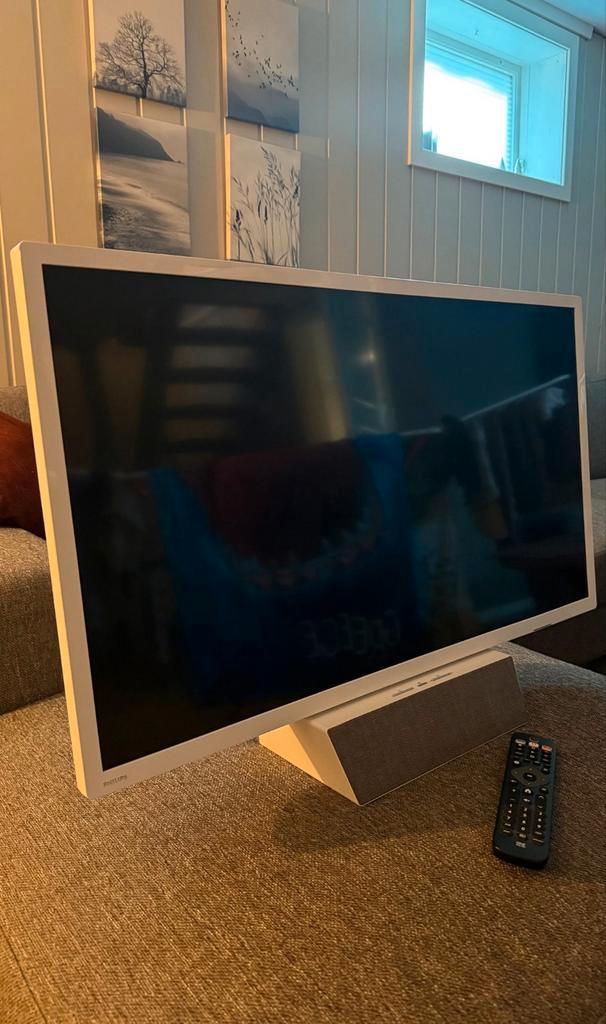 Philips 32" Smart TV met ingebouwde Soundbar & Wifi, Audio, Tv en Foto, Televisies, Gebruikt, LED, 40 tot 60 cm, Full HD (1080p)