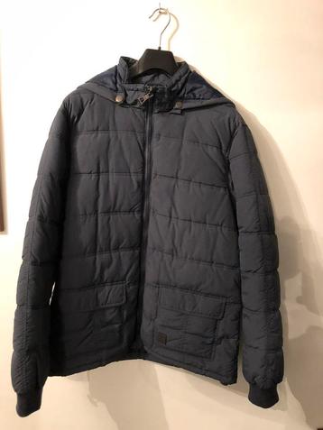 Nieuwe merk winterjas Anerkjendt L beschikbaar voor biedingen