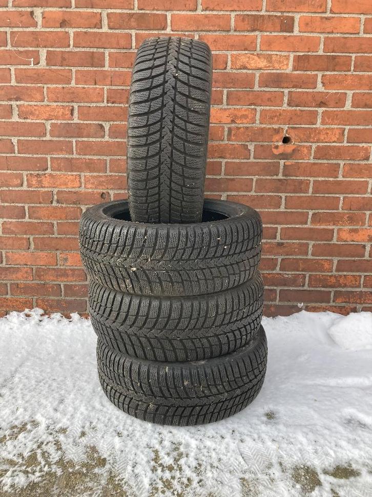 Winterbanden Kumho, Auto-onderdelen, Banden en Velgen, Band(en), Winterbanden, 15 inch, 195 mm, Personenwagen, Gebruikt, Ophalen