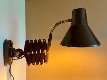 Vintage wandscharnierlamp of schaarlamp van Hala Zeist beschikbaar voor biedingen
