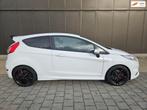 Ford Fiesta 1.6 ST2/NAVI/KEYLESS/CAMERA/SPORT/STOELVERW/FROZ, 1596 cc, 1063 kg, Gebruikt, Euro 6