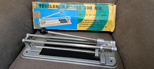 te koop licht grijze tegel snijder 300 mm nog niet gebruik, Doe-het-zelf en Verbouw, Gereedschap | Handgereedschap, Nieuw, Ophalen of Verzenden