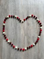 Pompom slinger wijnrood/rood/donkerbruin/ivoor, Ophalen of Verzenden, Nieuw, Wanddecoratie