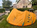 8m Airush Lift + bar, Watersport en Boten, Kitesurfen, Gebruikt, 8 m², Geen board, Ophalen of Verzenden