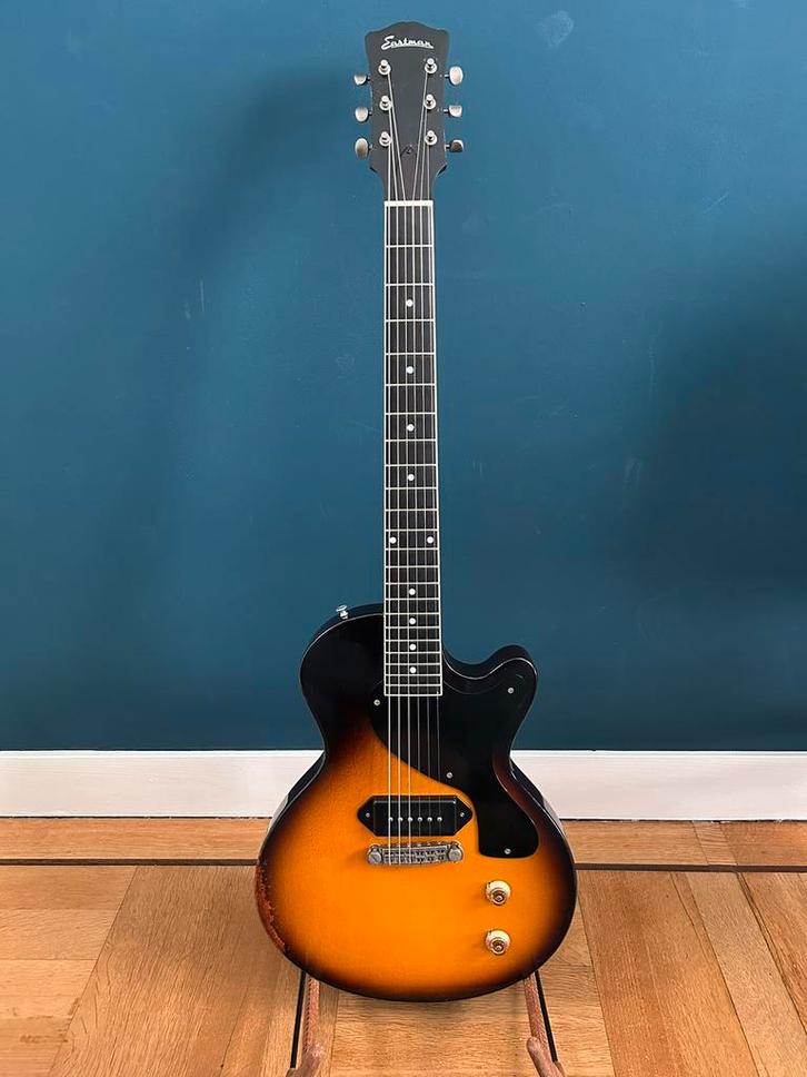 Eastman SB55/v sunburst ltd edition, Muziek en Instrumenten, Snaarinstrumenten | Gitaren | Elektrisch, Zo goed als nieuw, Solid body