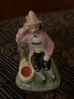 Antiek Porseleinen Beeldje Man met Hoed, Antiek en Kunst, Ophalen of Verzenden