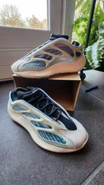 Yeezy 700 online blauw