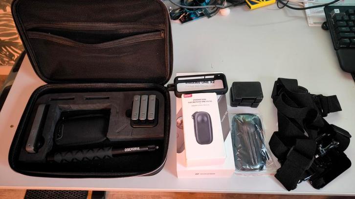 Insta360 X2 + Accessoires, Audio, Tv en Foto, Actiecamera's, Gebruikt, Overige merken, Ophalen of Verzenden