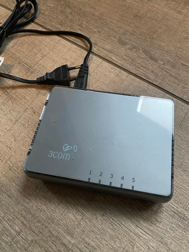 3Com Switch V1405-5 - 5 Poorts, Computers en Software, Netwerk switches, Gebruikt, Ophalen of Verzenden