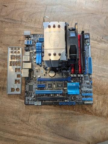 Moederbord + cpu + koeler + geheugen beschikbaar voor biedingen