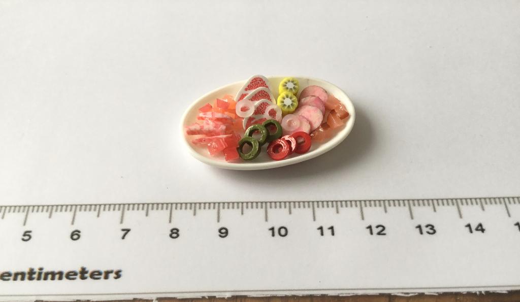 Poppenhuis miniaturen gourmetschotel 19, Ophalen of Verzenden, Nieuw, Poppenhuis