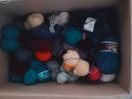 Doos met restjes breigaren, diverse soorten en kleuren, Ophalen of Verzenden, Zo goed als nieuw, Breien of Haken, Wol of Garen