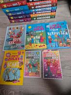 6x Zoete Zusjes + 12x Dagboek Muts + 9x Leven van een Loser, Ophalen of Verzenden, Zo goed als nieuw