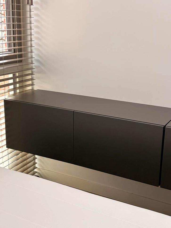 Strak Besta wandmeubel van IKEA, Huis en Inrichting, Kasten | Televisiemeubels, Zo goed als nieuw, Minder dan 100 cm, 150 tot 200 cm