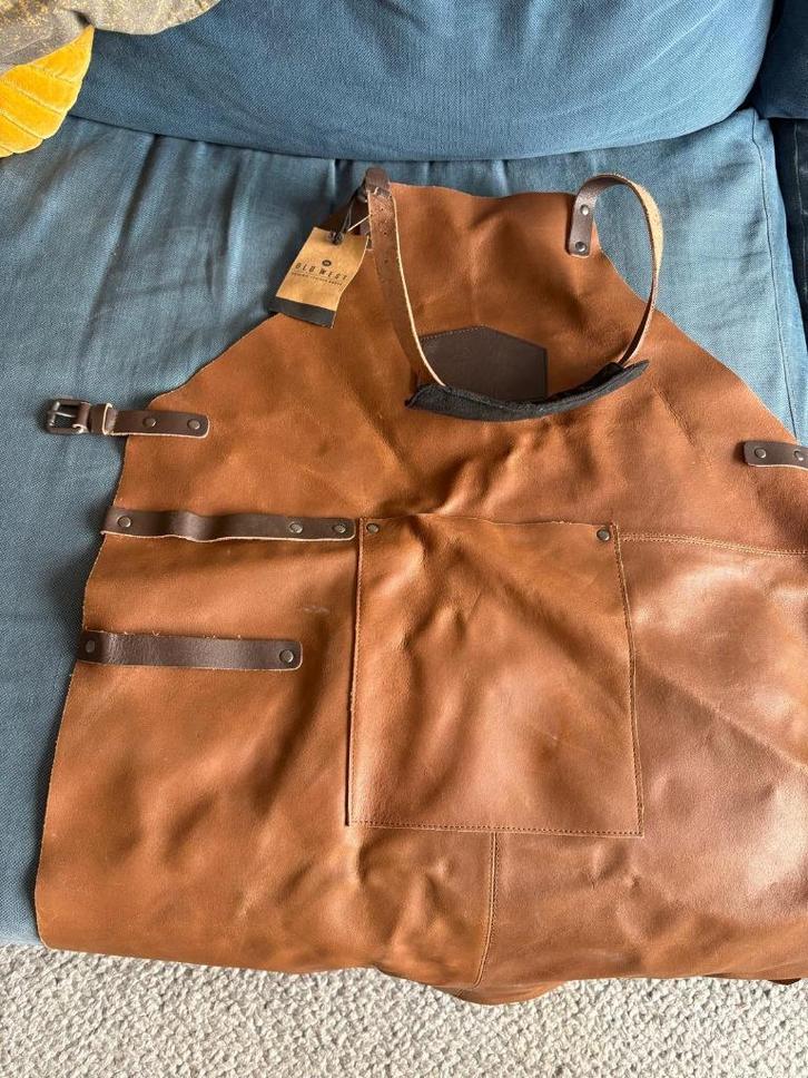 Nieuw leren schort van Old West, Tuin en Terras, Barbecue-accessoires, Zo goed als nieuw, Ophalen