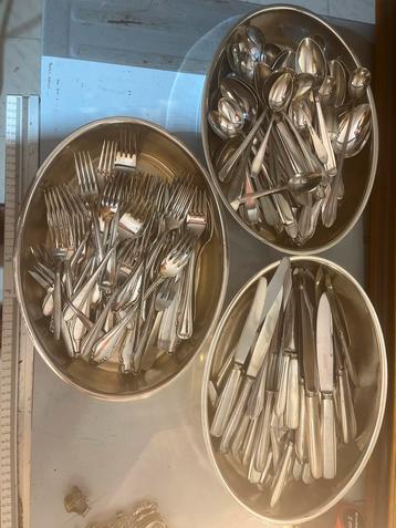 Grote partij verzilverd bestek - 10kg beschikbaar voor biedingen