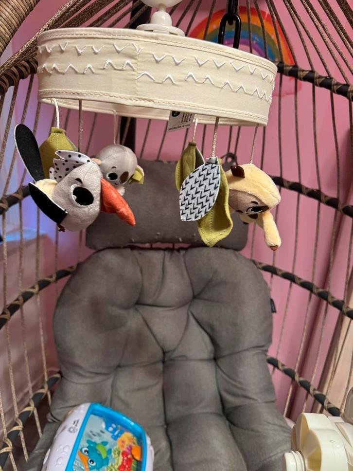 Boxmobiel tiny love, Kinderen en Baby's, Overige Kinderen en Baby's, Zo goed als nieuw, Ophalen of Verzenden