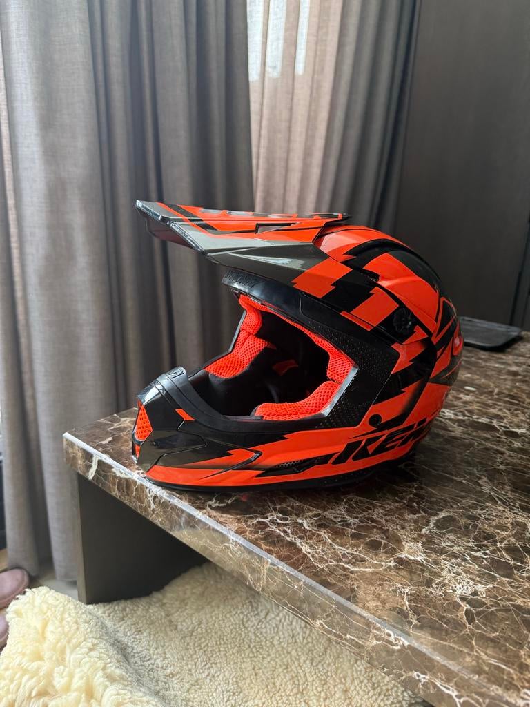 Kenny Motorcross Helm - Nieuwstaat - Maat XS, Fietsen en Brommers, Brommerhelmen, Ophalen of Verzenden, Nieuw, Extra small of kleiner