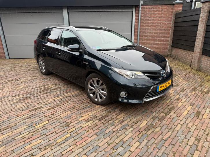 Toyota Auris 1.8 Hybrid Touring Sports  12/2013, Auto's, Toyota, Particulier, Auris, ABS, Achteruitrijcamera, Airbags, Airconditioning