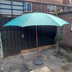 Parasol  met voet, Ophalen, Zo goed als nieuw