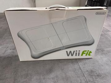 Wii fit  beschikbaar voor biedingen