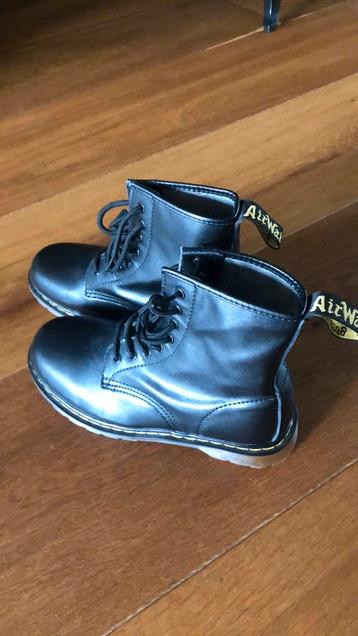 Meisjes veterlaars imitatie Dokter Martens,  maat 38 beschikbaar voor biedingen