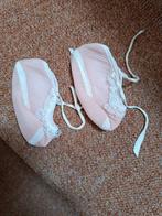 Babyslofjes stof roze, Antiek en Kunst, Antiek | Kleding en Accessoires, Ophalen of Verzenden