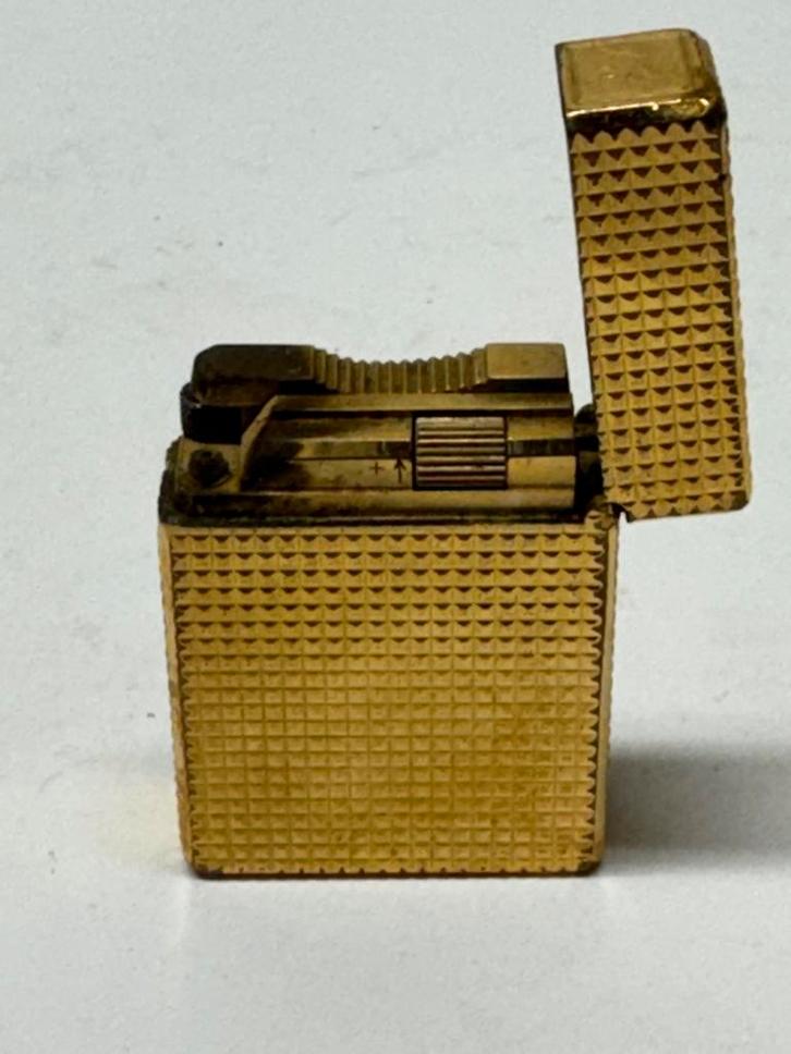 Vintage S.T. Dupont Aansteker - Goudkleurig, Verzamelen, Rookartikelen, Aanstekers en Luciferdoosjes, Gebruikt, Aansteker, Ophalen of Verzenden