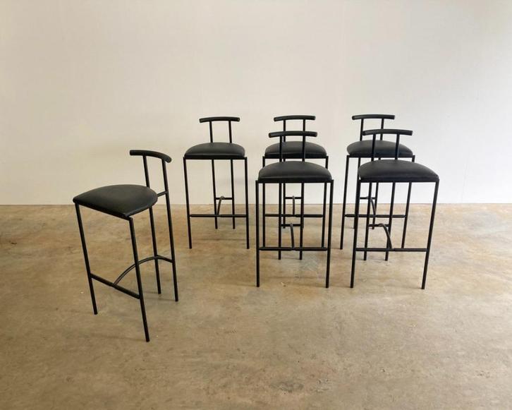 Bieffeplast Tokio design barkrukken Rodney Kinsman Italië, Huis en Inrichting, Barkrukken, Gebruikt, 60 tot 90 cm, Kunststof, Metaal