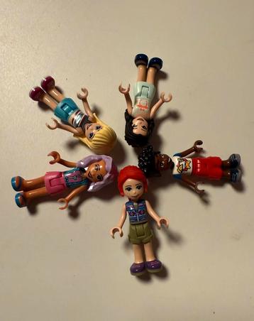 LEGO Friends minifiguren Zac, Mia, Stephanie, Nina & Emma) beschikbaar voor biedingen