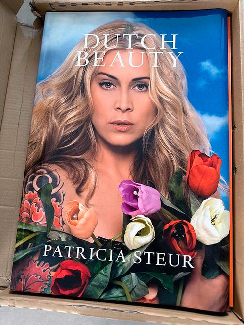 Dutch Beauty fotoboek van Patricia Steur, Boeken, Kunst en Cultuur | Fotografie en Design, Gelezen, Fotografen, Ophalen