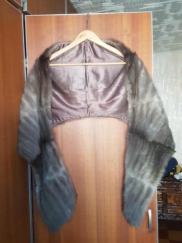 Bonte sjaal/cape 161 cm lang x 35 cm breed Zeer zacht beschikbaar voor biedingen