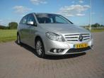 Mercedes-Benz B-Klasse 1.6 B180 5DRS Blue EFF 2012 Grijs, Auto's, Voorwielaandrijving, Euro 5, Stof, 4 cilinders