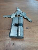 LIPS cilinderslot 6 cm met 3 sleutels, Doe-het-zelf en Verbouw, Hang- en Sluitwerk, Ophalen of Verzenden, Gebruikt, Rvs, Slot