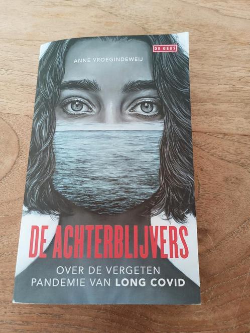 Anne Vroegindeweij - De achterblijvers, Boeken, Overige Boeken, Zo goed als nieuw, Ophalen of Verzenden