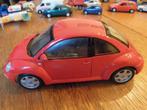 modelauto van een rode Volkswagen New Beetle, Ophalen of Verzenden, Nieuw, Auto, Bburago
