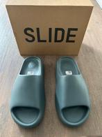 Yeezy Slide ‘Slate Marine’ - Maat 43, Overige kleuren, Nieuw, Ophalen of Verzenden, Sneakers of Gympen