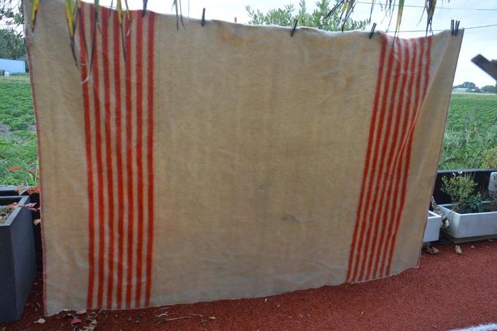 vintage 100% wollen marine deken / sprei rood / wit Kaalberg, Huis en Inrichting, Slaapkamer | Beddengoed, Gebruikt, Deken of Dekbed