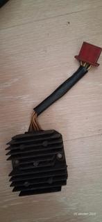 Spanningsregelaar Kawasaki GPZ1100, Motoren, Ophalen, Gebruikt