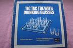 TIC TAC TOE WITH  DRINKING GLASSES  BORDSPEL 2sp. 3.95euro., Hobby en Vrije tijd, Gezelschapsspellen | Bordspellen, Een of twee spelers