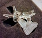 Swarovski Kristallen bij met Bloem, Verzamelen, Swarovski, Ophalen of Verzenden, Zo goed als nieuw, Figuurtje
