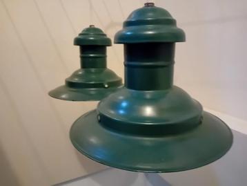 Vintage industriële hanglampen.  beschikbaar voor biedingen