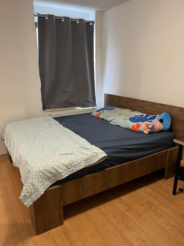 Bed and Mattress. Bed frame, Slatted base and Mattress, Huis en Inrichting, Slaapkamer | Bedden, Zo goed als nieuw, Tweepersoons