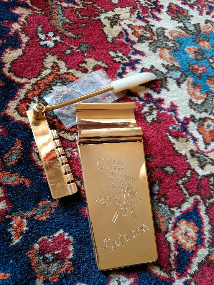 Epiphone Maestro Vibrola Tailpiece goud, Muziek en Instrumenten, Instrumenten | Onderdelen, Zo goed als nieuw, Elektrische gitaar