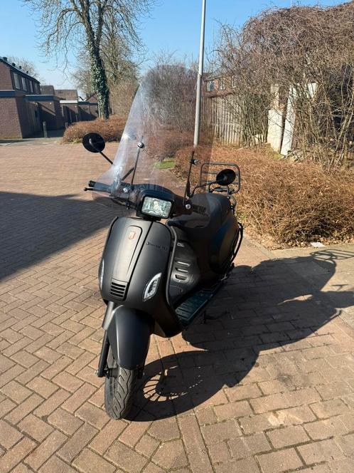 La Souris Sourini RS 2019, Fietsen en Brommers, Snorfietsen en Snorscooters, Zo goed als nieuw, Overige merken, Benzine, Ophalen