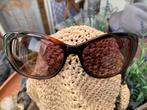 Prachtige nieuwe dames zonnebril Guess met bijbehorend etui, Sieraden, Tassen en Uiterlijk, Zonnebrillen en Brillen | Dames, Nieuw