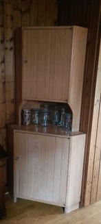Licht houten hoekkast, Ophalen of Verzenden, Zo goed als nieuw