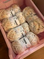 5 bollen Tweed breigaren wit gemelleerd, Ophalen of Verzenden, Zo goed als nieuw, Breien of Haken, Wol of Garen